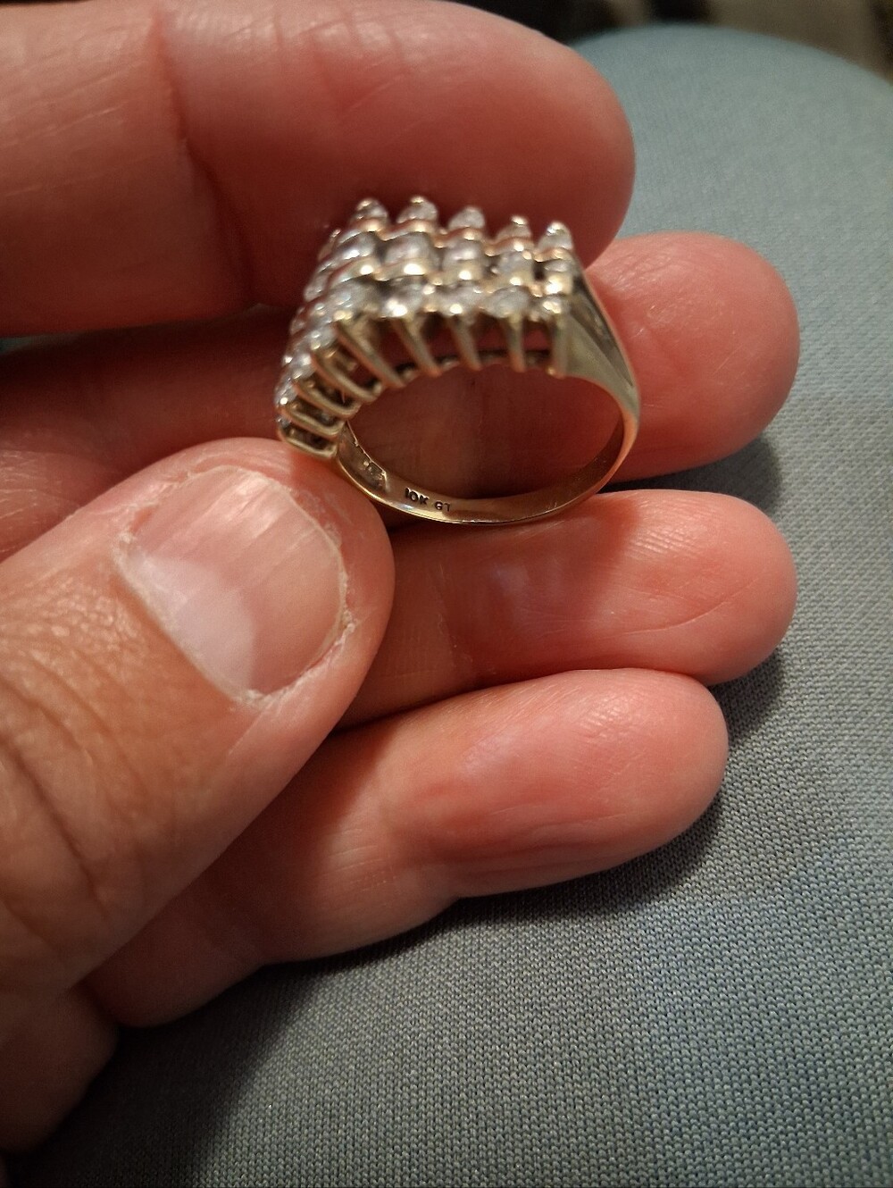 Yellow Gold Cluster Diamond Band - 10k Round Brilliant 1.10 ctw Ring Size 7 - Picture 4 of 9